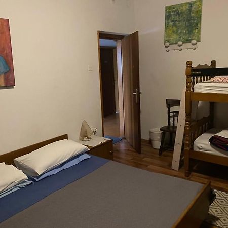 Hostel-Sezanalokev B&B Экстерьер фото